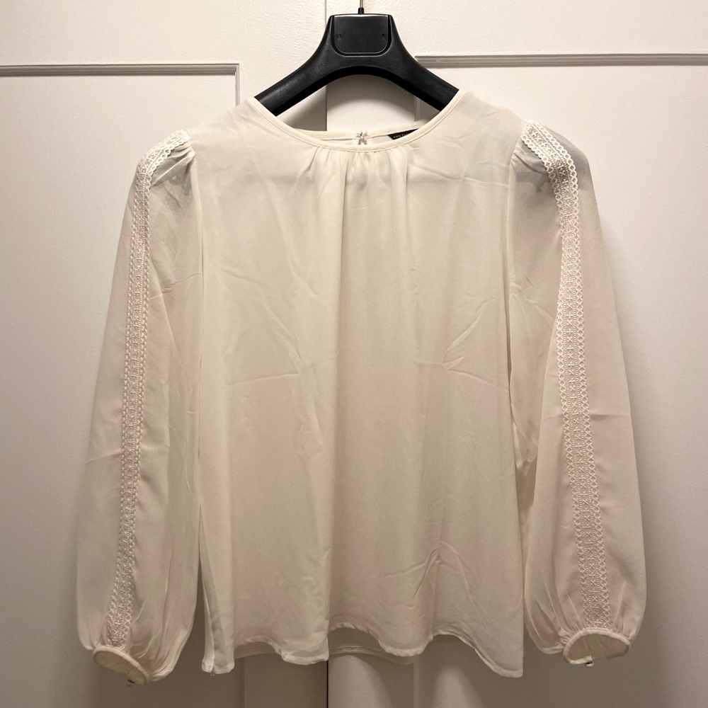 Ann Taylor Cream / Off-White Blouse - Size M / Medium